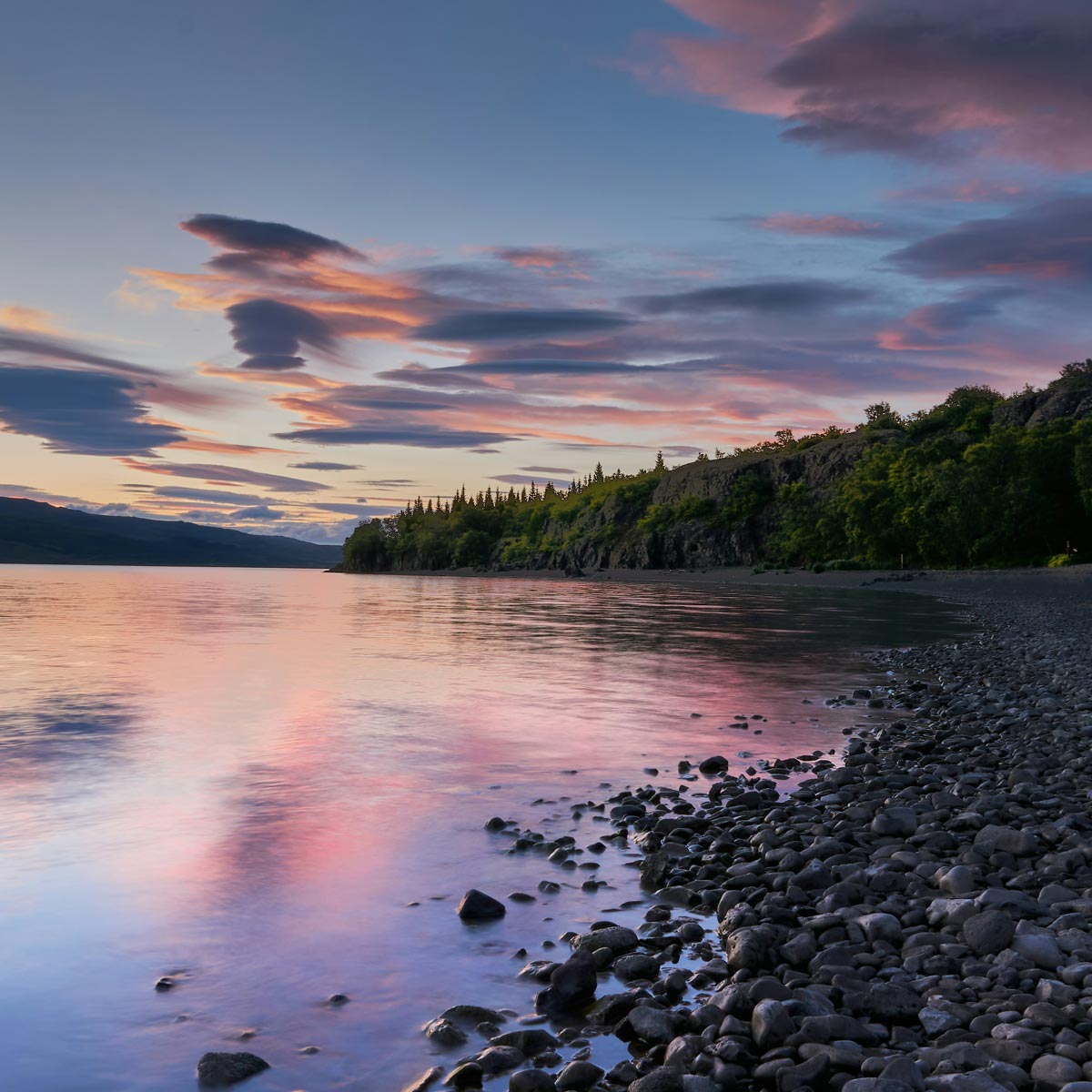 Lago Lagarfljót nell'Islanda orientale