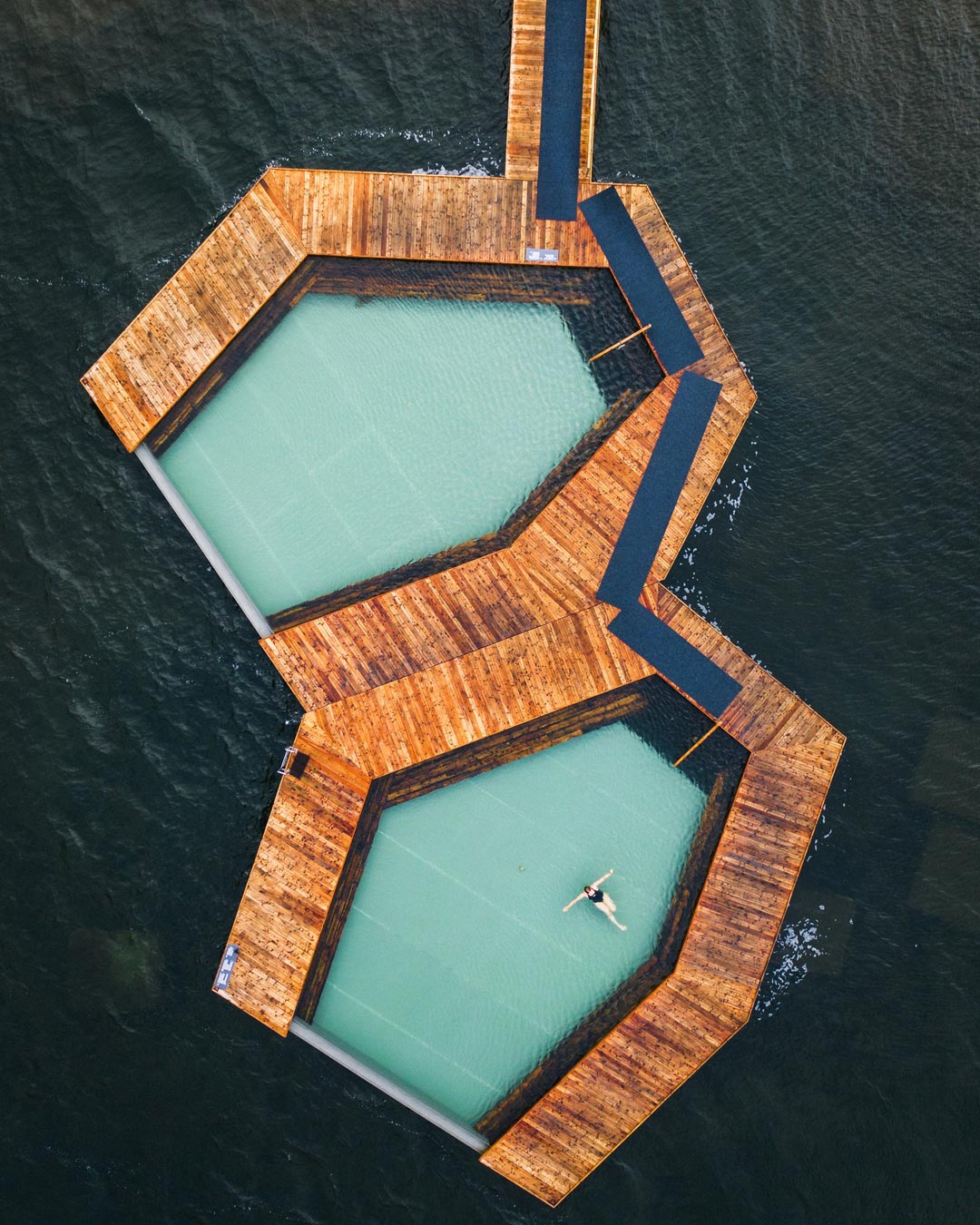 Bagni termali di Vök nell'Islanda orientale